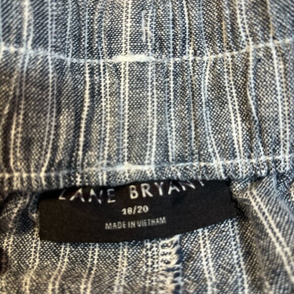 Lane Bryant Woman's capri wide leg pants size 20 - Picture 3 of 4